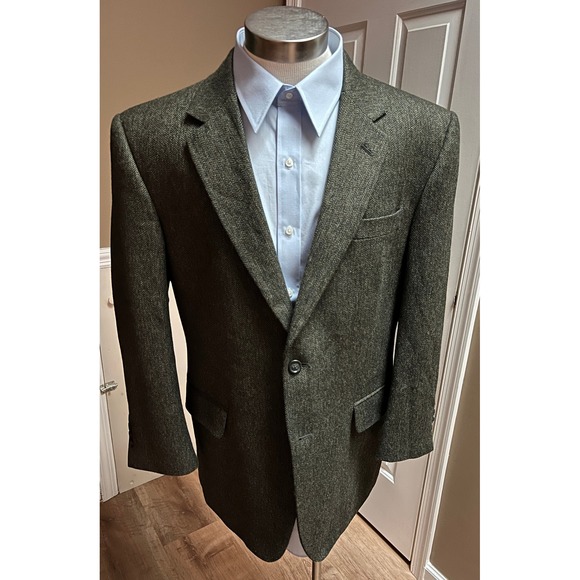 JOS A BANK Men Wool Herringbone Blazer Jacket Size 44S Brown Tweed